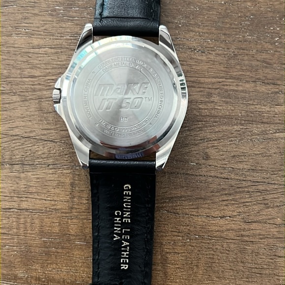 Vintage Star Trek: The Next Generation Romulan Cloaking Warbird Timex Watch - Picture 6 of 9